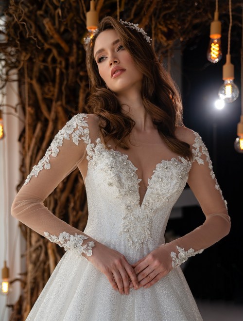 https://elisebride.ro/images/stories/virtuemart/product/PHOEBE            (2).jpg